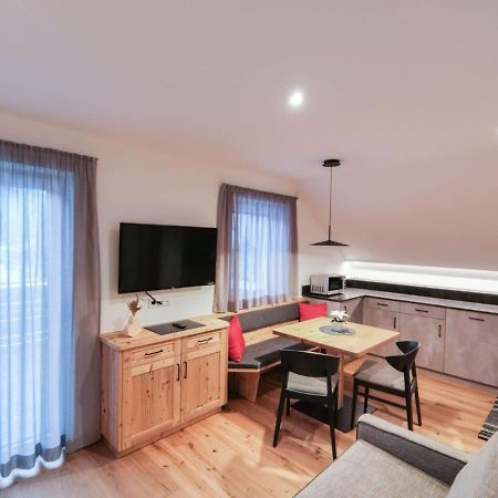 Apartamento Messna Living Riscone Exterior foto